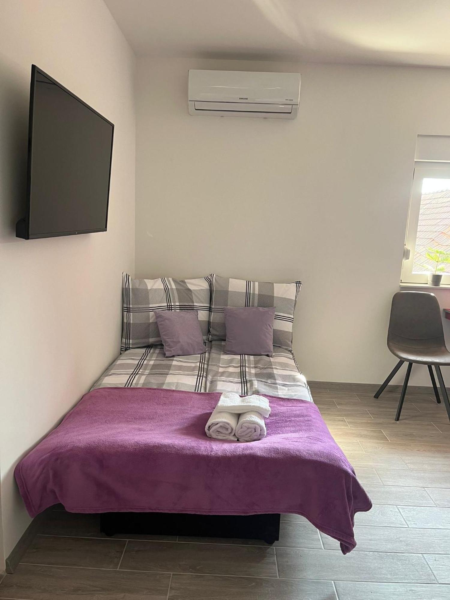 Rooms Jelak Velika Gorica Habitación foto